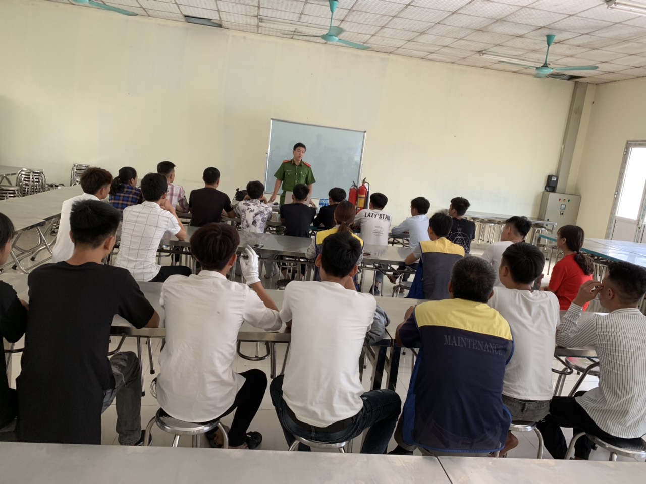 92f7c04f30a0d4fe8db1